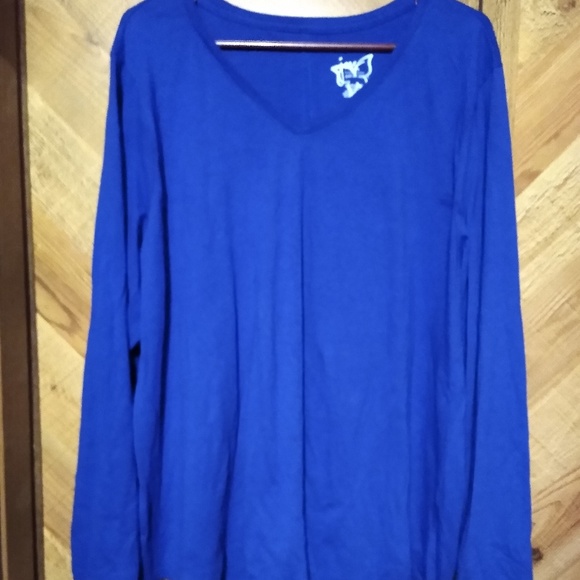 Top - Picture 1 of 1